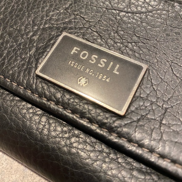 Fossil Wallet - Picture 2 of 11